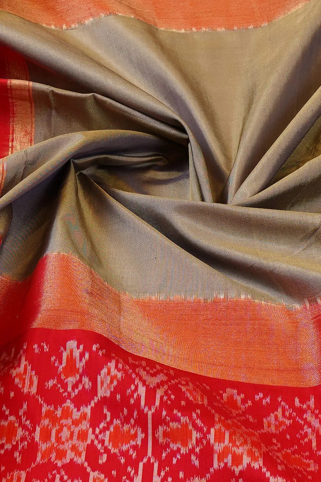 Pearl Red Heritage Silk